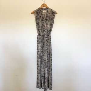 Calvin Klein Jersey Knit  Abstract Print Sleeveless Jumpsuit